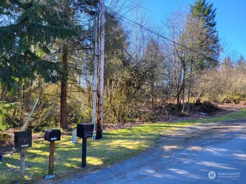 256 121st St E, Buckley, WA 98321