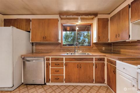 8513 Xavier Way, Everett, WA 98208 photo 14
