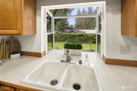 102 217th Pl SW, Bothell, WA 98021 photo 17