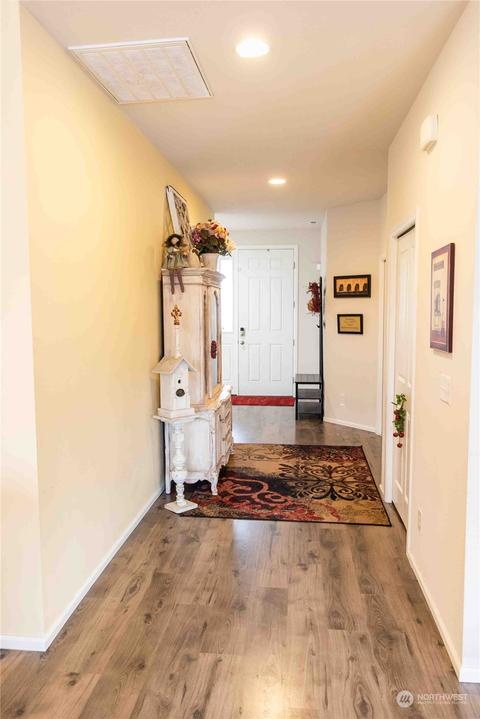 105 Walnut Ave SW, Orting, WA 98360 photo 5