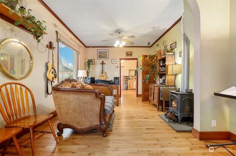 1916 Rockefeller Ave, Everett, WA 98201 photo 4