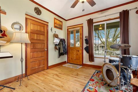 1916 Rockefeller Ave, Everett, WA 98201 photo 2