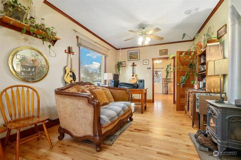 1916 Rockefeller Ave, Everett, WA 98201 photo 5