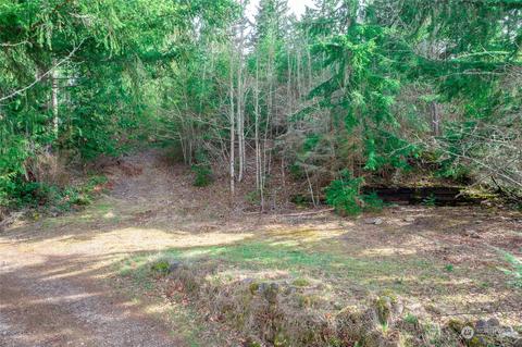 19620 199th St E, Orting, WA 98360