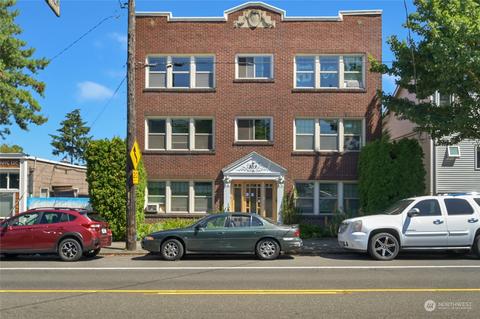 6522 Phinney Ave N, Seattle, WA 98103