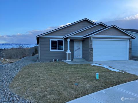 270 Emma Dr, Wenatchee, WA 98801