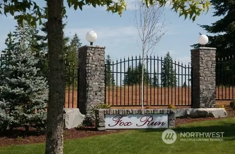 106 Sequoia Ln, Onalaska, WA 98570
