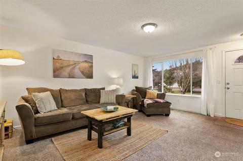 404 Train St SE, Orting, WA 98360 photo 4