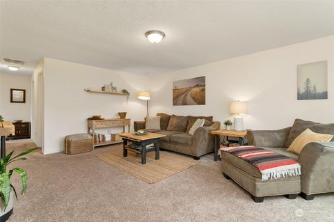 404 Train St SE, Orting, WA 98360 photo 5