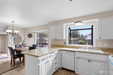 2516 110th St SE, Everett, WA 98208 photo 8