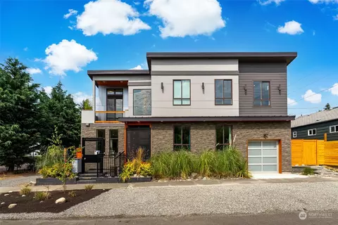 109 S 37th St, Tacoma, WA 98418