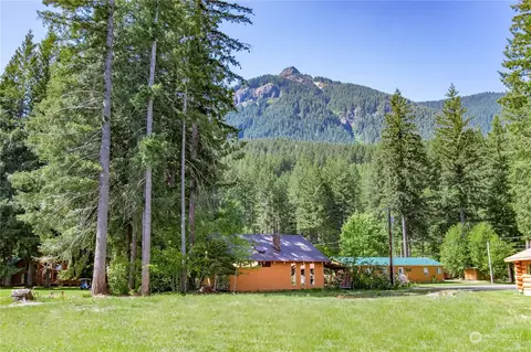 122 Mary Ln, Packwood, WA 98361