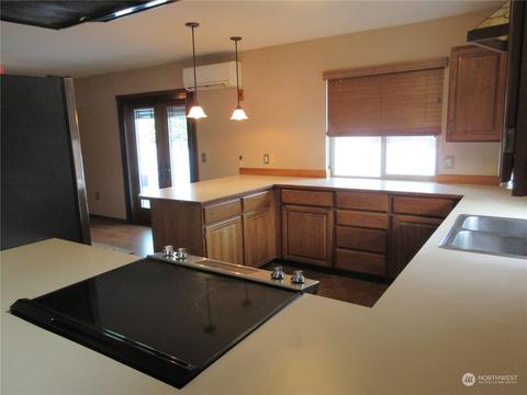 271 Falcon Rd, Sequim, WA 98382 photo 9