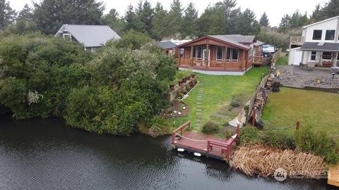 347 S Butter Clam St SW, Ocean Shores, WA 98569