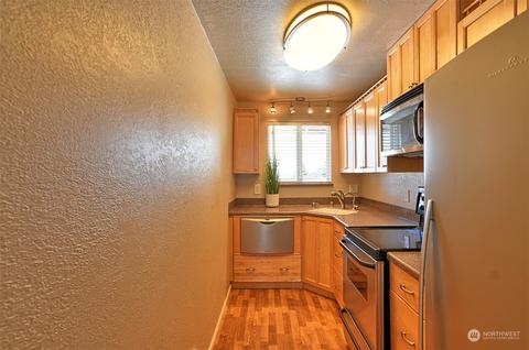 1302 Cascade Dr #6, Everett, WA 98203 photo 3