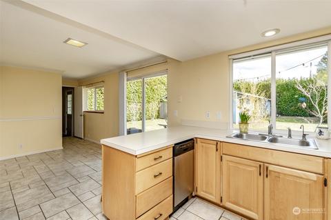 1227 Harding St, Enumclaw, WA 98022 photo 11