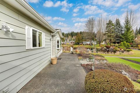 23921 Lake Dr W, Bothell, WA 98021 photo 35
