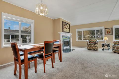 23921 Lake Dr W, Bothell, WA 98021 photo 9