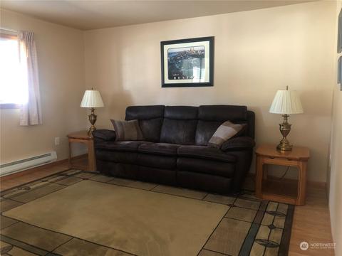 660 E Scootney St, Othello, WA 99344 photo 8