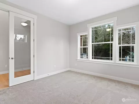 22724 146th St E, Orting, WA 98360 photo 4