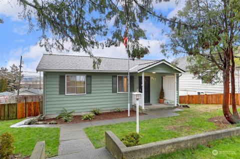 917 Maple St, Everett, WA 98201 photo 2