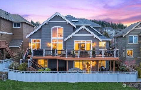 2600 NE Daphne St, Issaquah, WA 98029