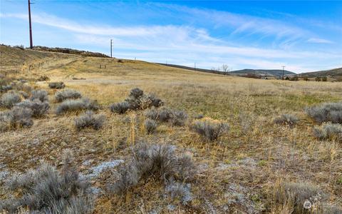 3 Glover Rd, Ellensburg, WA 98926