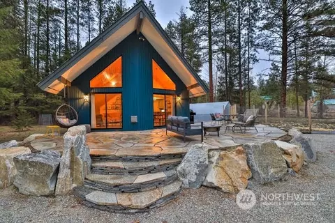 16068 River Rd, Leavenworth, WA 98826
