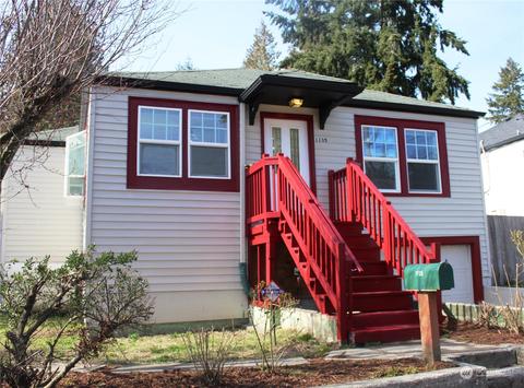 1135 N Cambrian Ave, Bremerton, WA 98312