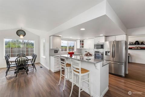 940 E Cedar St, Belfair, WA 98528 photo 18