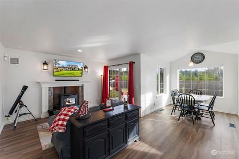 940 E Cedar St, Belfair, WA 98528 photo 21