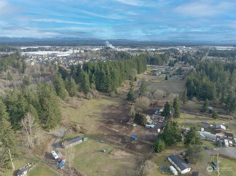 17201 36th Ave E, Tacoma, WA 98446