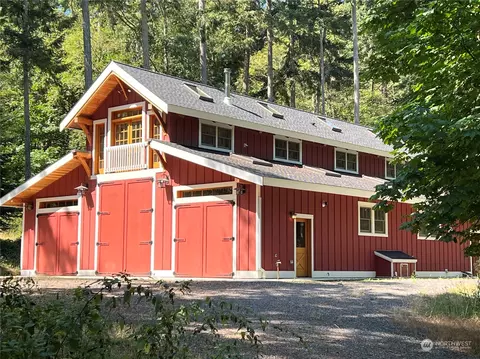 318 Newton Beach Rd, Shaw Island, WA 98286