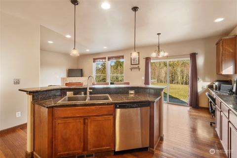 23323 Fisk Rd E, Orting, WA 98360 photo 9