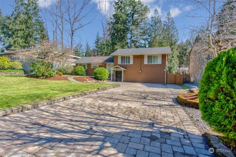 134 130th Pl NE, Bellevue, WA 98005