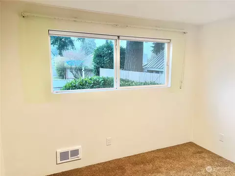 1302 Cascade Dr #1, Everett, WA 98203 photo 9
