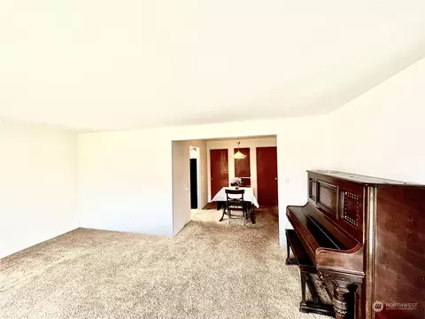 1302 Cascade Dr #1, Everett, WA 98203 photo 16