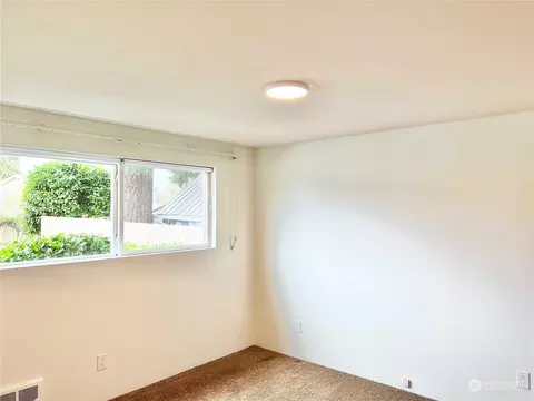 1302 Cascade Dr #1, Everett, WA 98203 photo 11