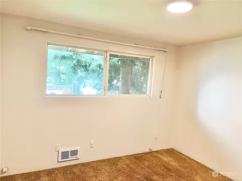 1302 Cascade Dr #1, Everett, WA 98203 photo 13