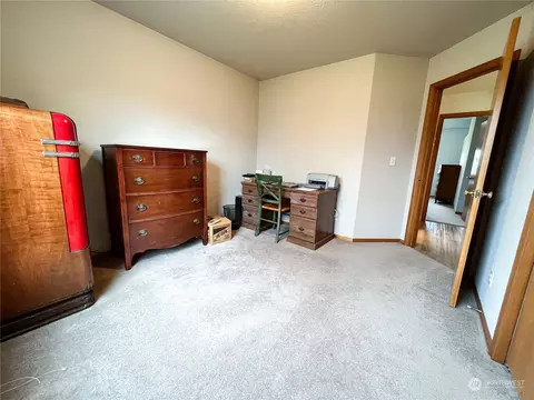 1981 Gemstone Dr, Walla Walla, WA 99362 photo 4