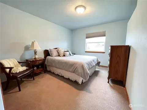 1981 Gemstone Dr, Walla Walla, WA 99362 photo 6
