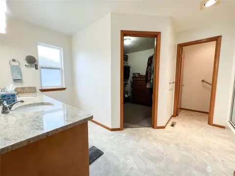 1981 Gemstone Dr, Walla Walla, WA 99362 photo 15