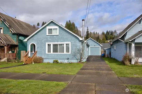 255 Eklund Ave, Hoquiam, WA 98550