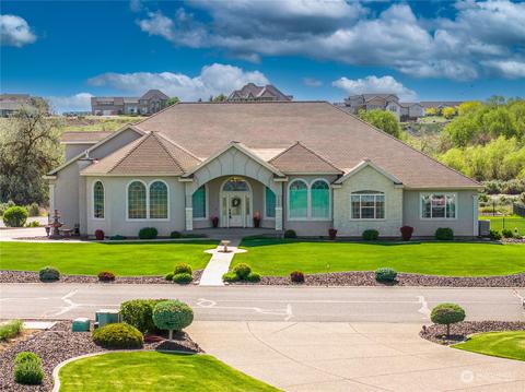 7240 Dune Lake Rd SE, Moses Lake, WA 98837