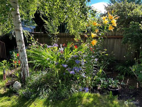 812 Thompson St, Sumner, WA 98390 photo 22