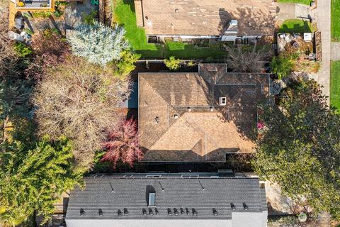3825 Eastern Ave N, Seattle, WA 98103 photo 27