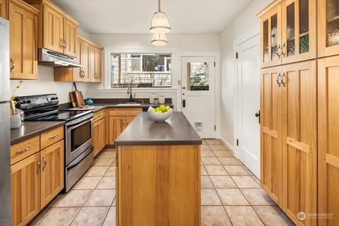 3825 Eastern Ave N, Seattle, WA 98103 photo 7