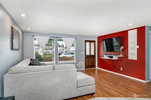 17315 5th Ave E, Spanaway, WA 98387 photo 4