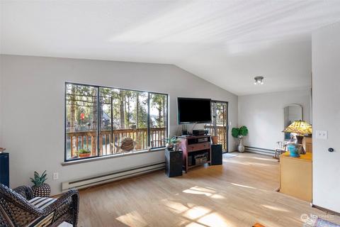 450 E Madrona Pkwy, Grapeview, WA 98546 photo 12