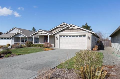 140 W Lobelia Dr, Sequim, WA 98382